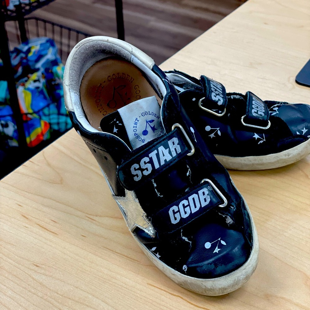 Golden Goose size 11